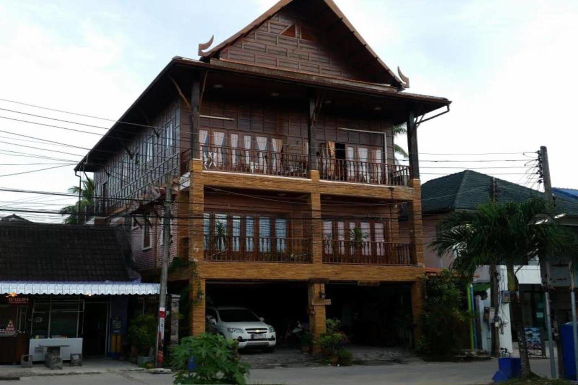 Hôtel Beau And Blonde House Kamala à Phuket Extérieur photo
